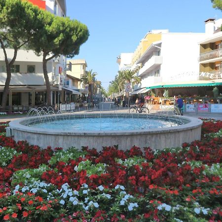 Apartament Marco Polo Lignano Sabbiadoro Zewnętrze zdjęcie